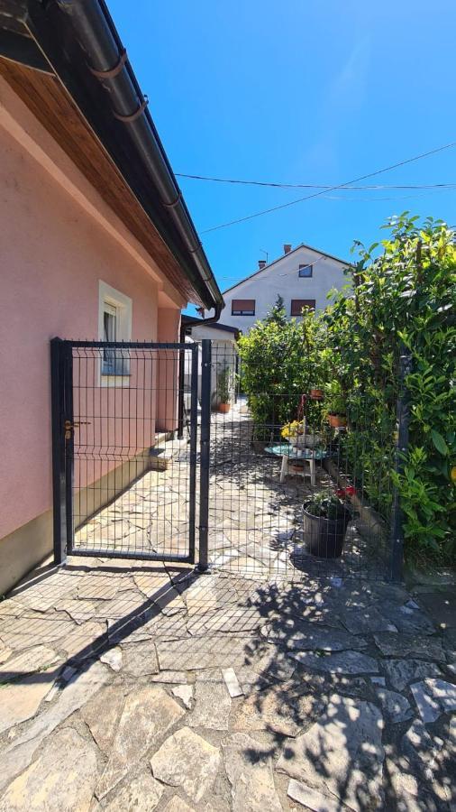 Appartamento St Anthony'S House With Parking Zagabria Esterno foto